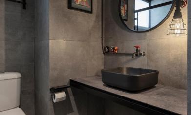 Condo Industrial Design - Bathroom