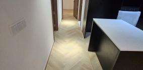 UrbanVinylFlooring01.jpg